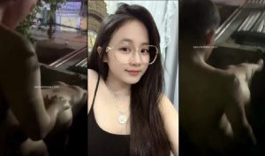Đứng quay phim cho vợ chồng bạn chơi nhau public ngoài ban công 3 q320