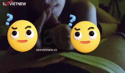 Cô Người Yêu Quá Dâm Vừa Bú Vừa Xoa Đầu Cặc Người Yêu Sướng Đến Co Giật Khóc Thét