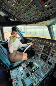 Cực Nóng Lộ Clip Call Sex Cùng Nữ Cơ Trưởng VietJet Xinh Đẹp 9 photo 2026 01 17 01 17 45
