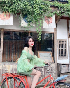 Người Mẫu Thuỳ Trang Lộ Clip Đi Tour Siêu Nét Full HD P3 40 Thuỳ Trang Lộ Clip