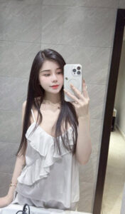 Anh thợ chụp ảnh may mắn và cô mẫu ảnh siêu ngon 87 photo 2026 03 14 23 59 07